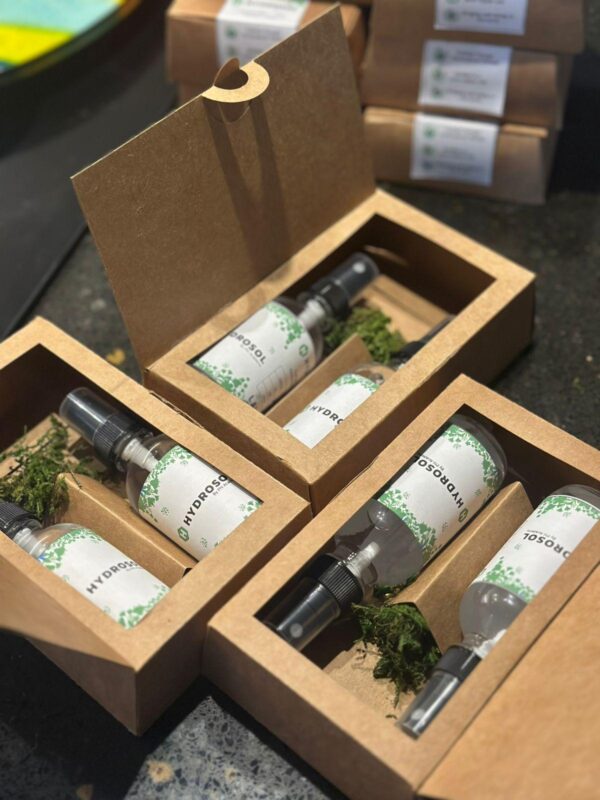 il_fullxfull.6624287154_ef10.jpg Lavender hydrosol, Lavender hydrolat, Lavender floral water, Lavender Essential Oil